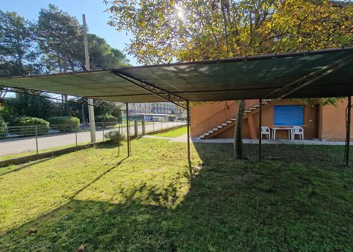 Διαμέρισμα Bright Flat With Shared Garden Μπιμπιόνε