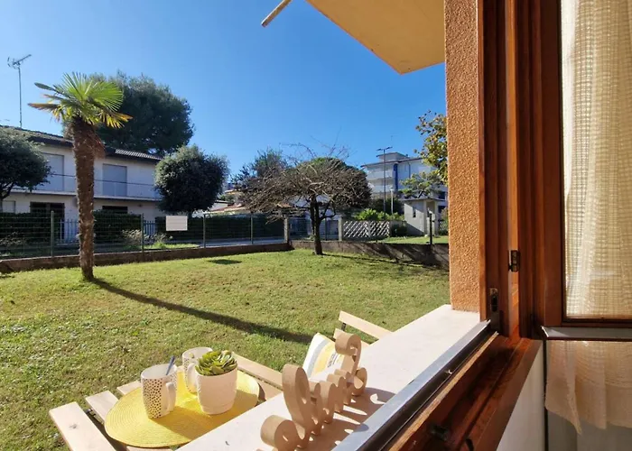 דירה Bright Flat With Shared Garden *