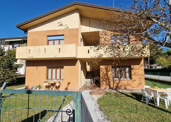 Bright Flat With Shared Garden * ביביונה